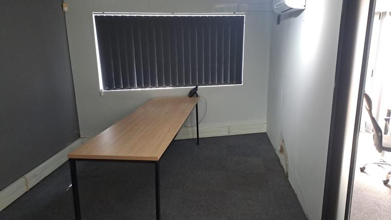 To Let commercial Property for Rent in Newton Park Eastern Cape